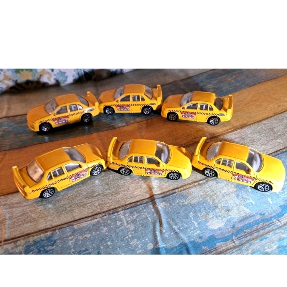 Lot X6 Vintage Matchbox 1996 Ford Falcon Yellow Cb33